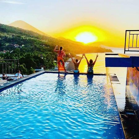 Waenis Sunset View Hotel And Restaurant, Amed, Bali Eksteriør bilde