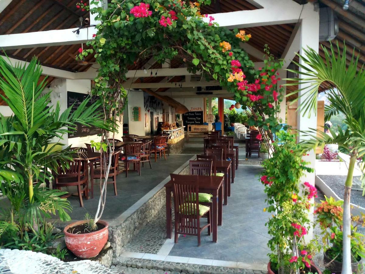 Waenis Sunset View Hotel And Restaurant, Amed, Bali Eksteriør bilde